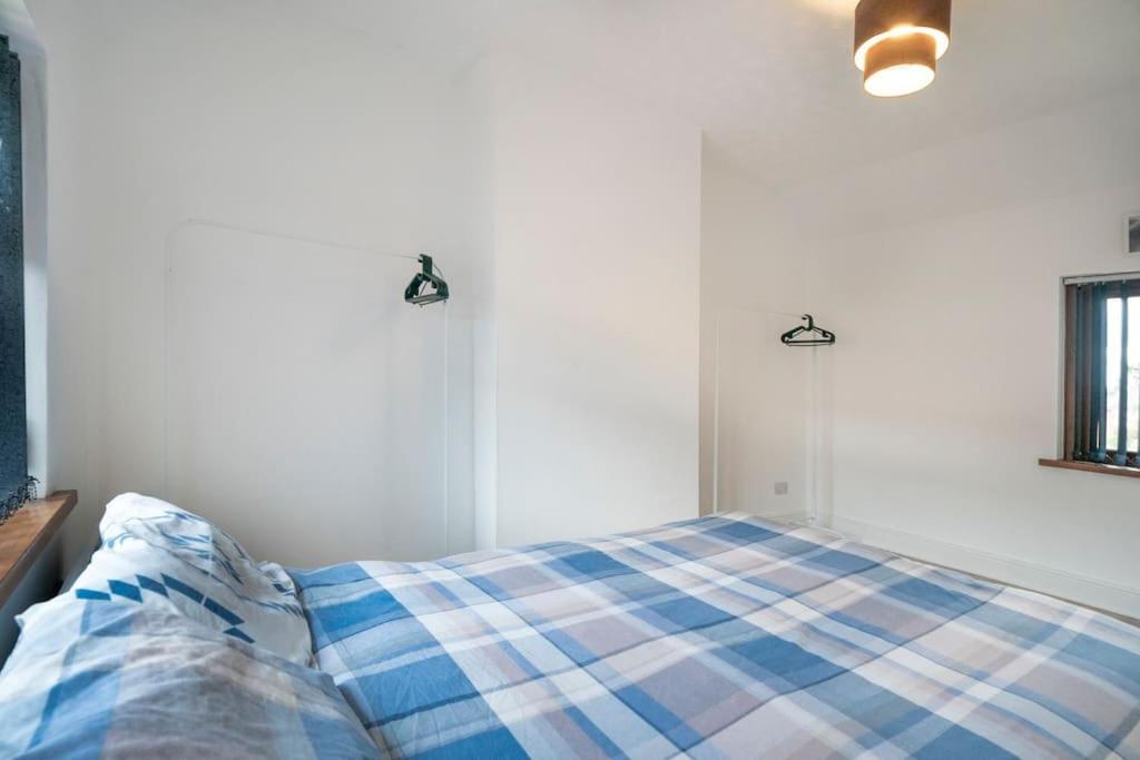 Modern 3 Bedroom House Close To Ferry And City Centre ベルファスト エクステリア 写真