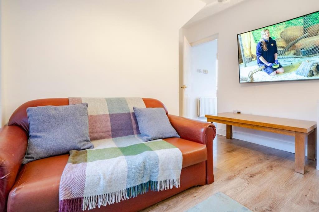 Modern 3 Bedroom House Close To Ferry And City Centre ベルファスト エクステリア 写真