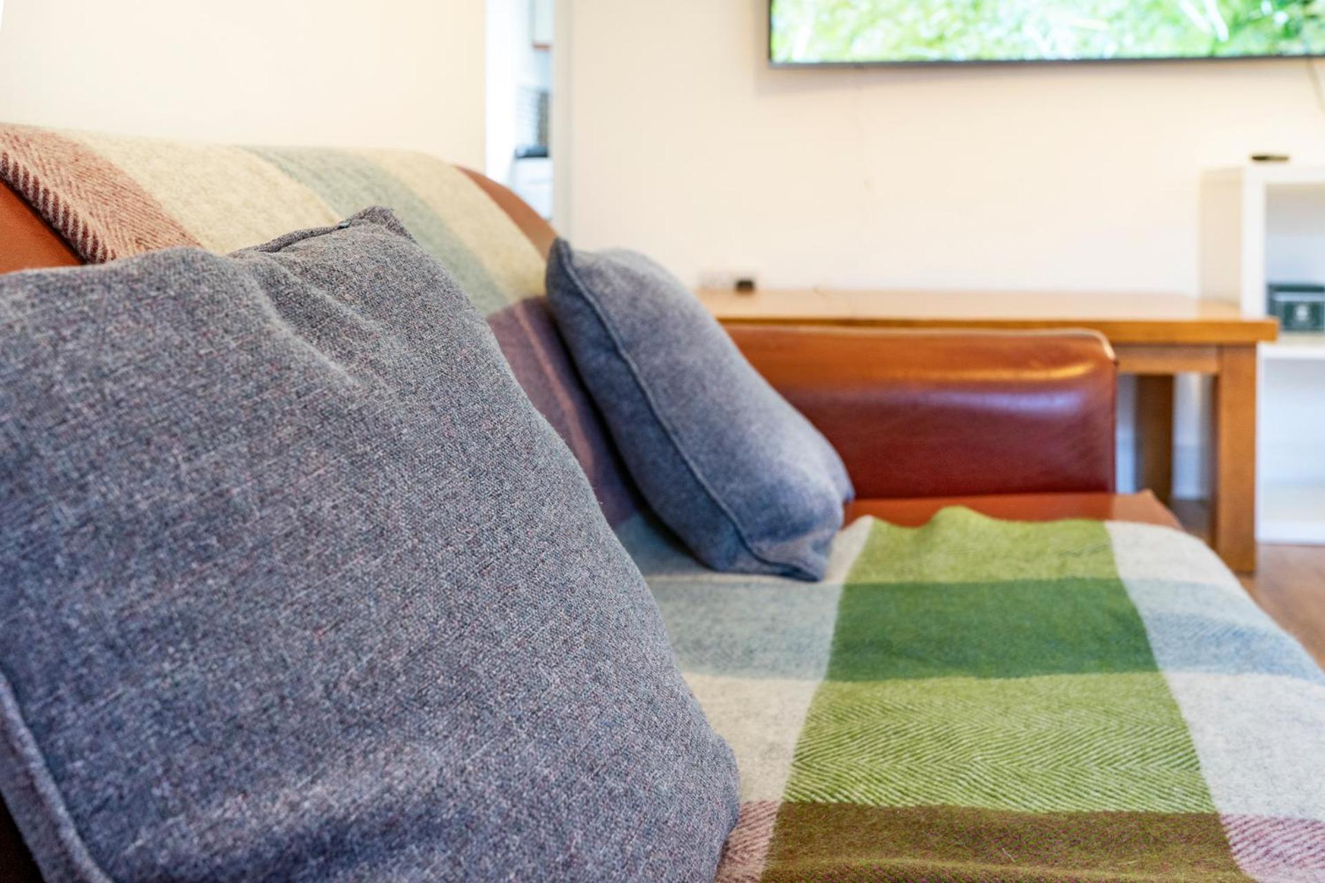 Modern 3 Bedroom House Close To Ferry And City Centre ベルファスト エクステリア 写真